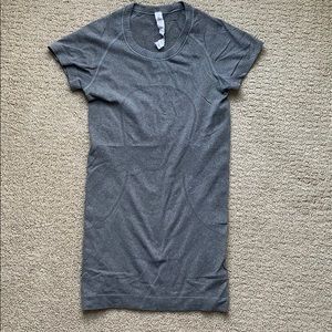 Ivivva short sleeve compression shirt